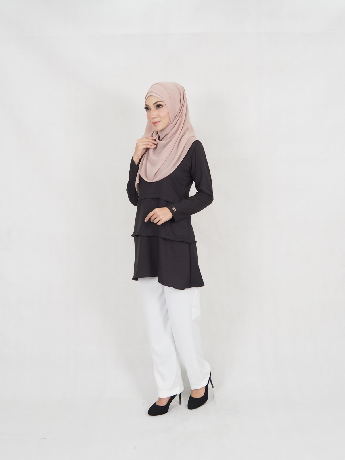 SW5325 TYA BLOUSE BLACK
