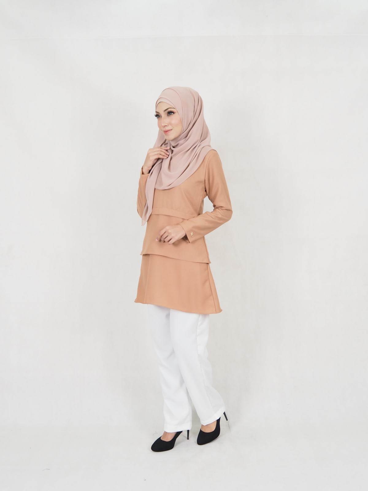 SW5325 TYA BLOUSE BROWN