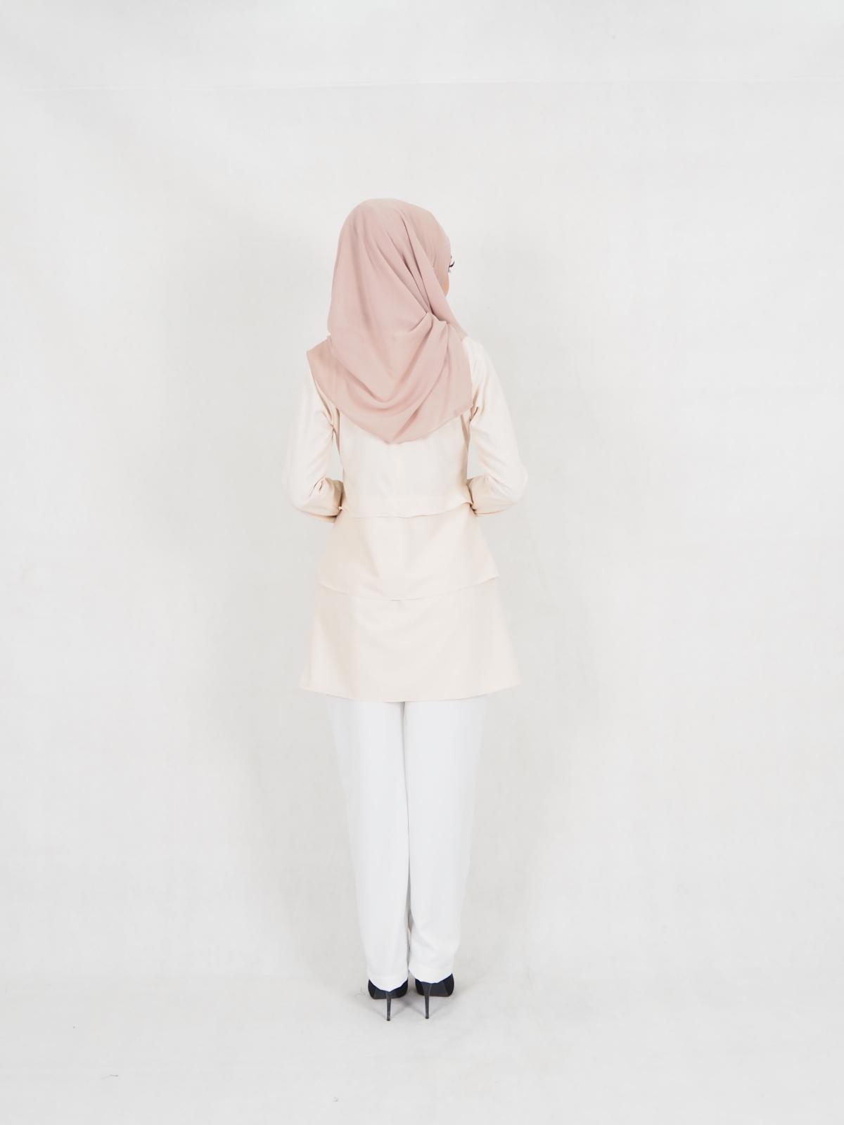 SW5325 TYA BLOUSE CREAM
