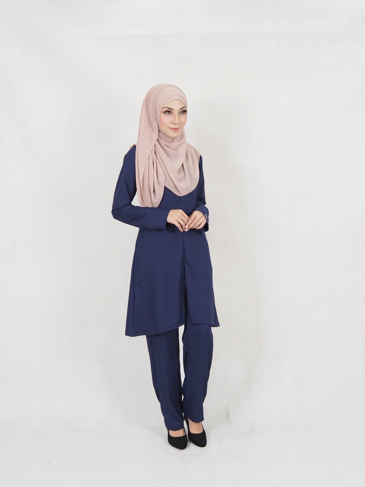 SW5326 WOMEN'S MODERN BLOUSE NAVY BLUE