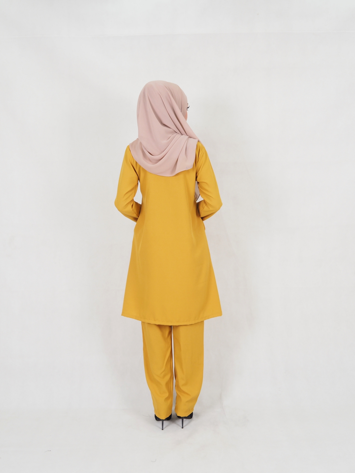 SW5326 WOMEN'S MODERN BLOUSE MUSTARD