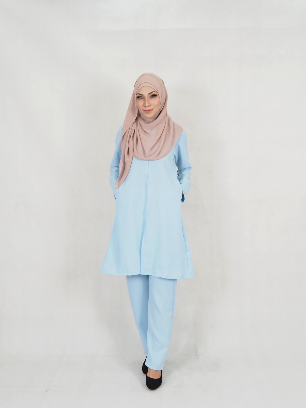 SW5326 WOMEN'S MODERN BLOUSE LIGHT BLUE
