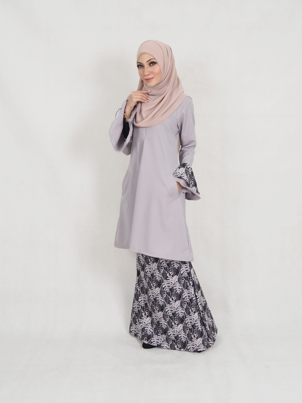 SW5343 FATEMAH BATIK KURUNG GREY