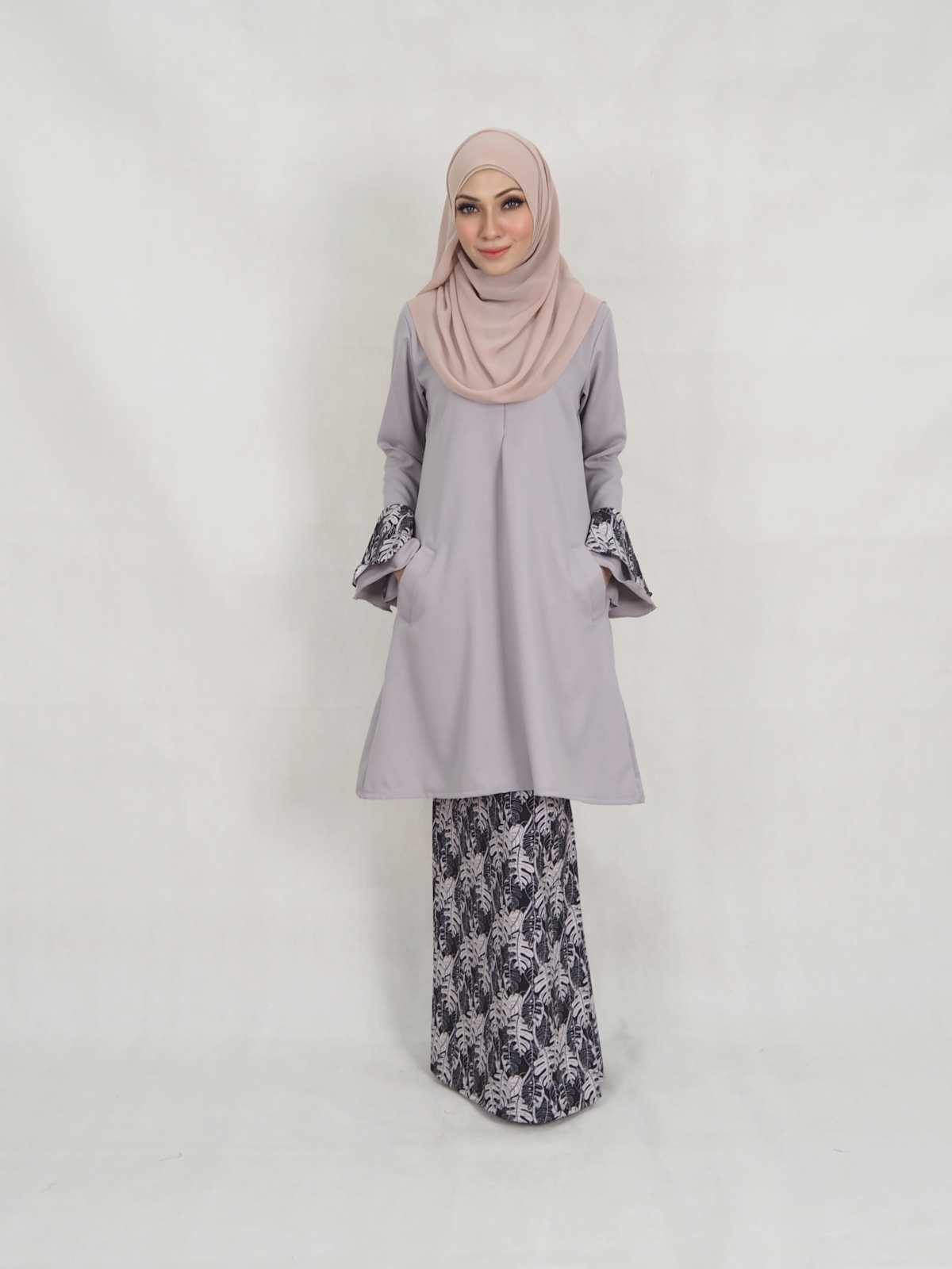 SW5343 FATEMAH BATIK KURUNG GREY
