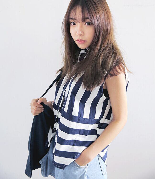 BM71280 Stripe Button Top As Picture