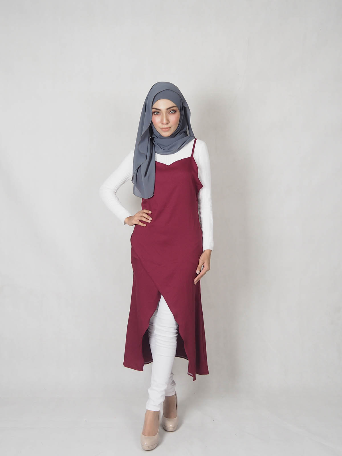SW5359 WOMEN'S STRAP DRESS MAROON