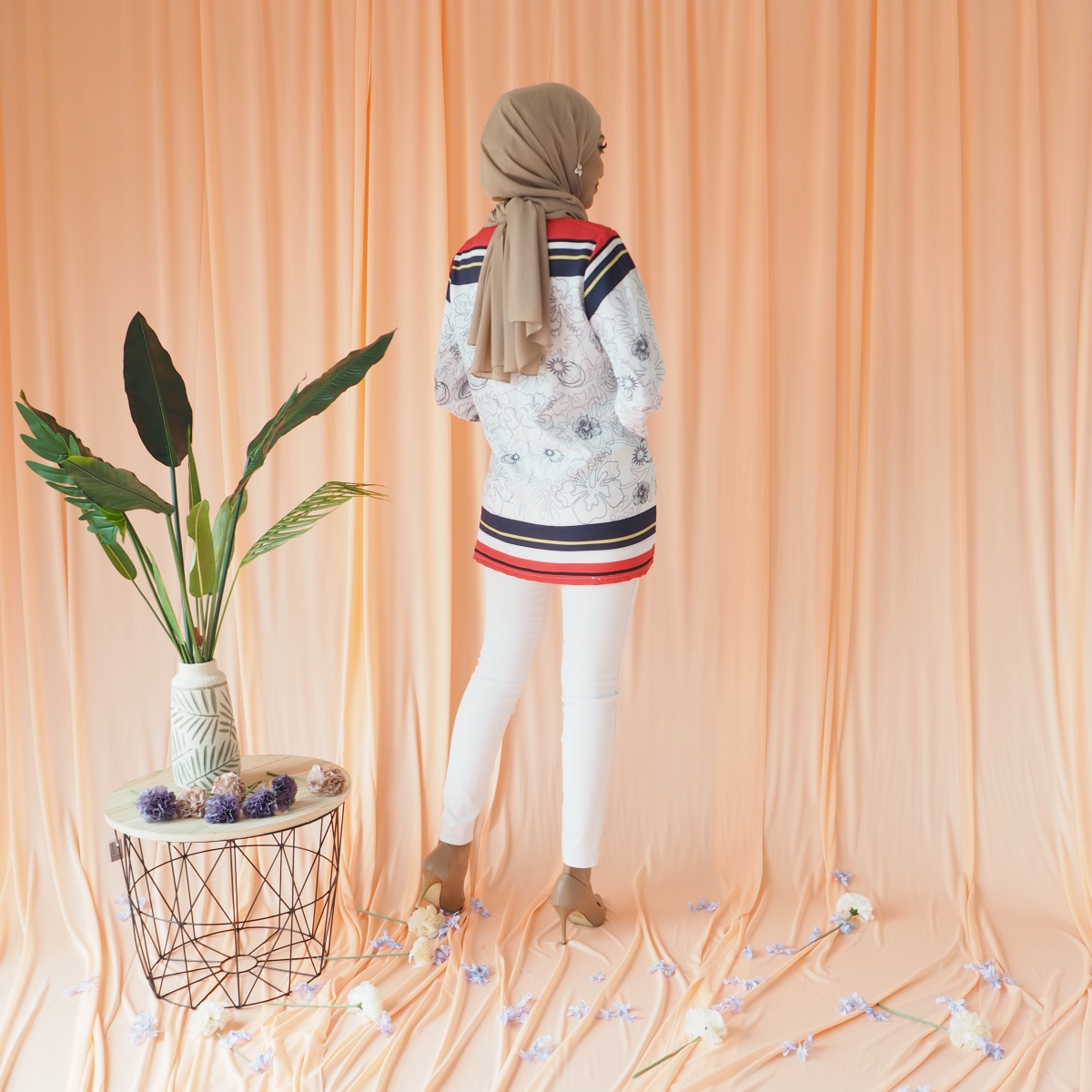 SW5386  Merdeka Printed Blouse As Picture 1