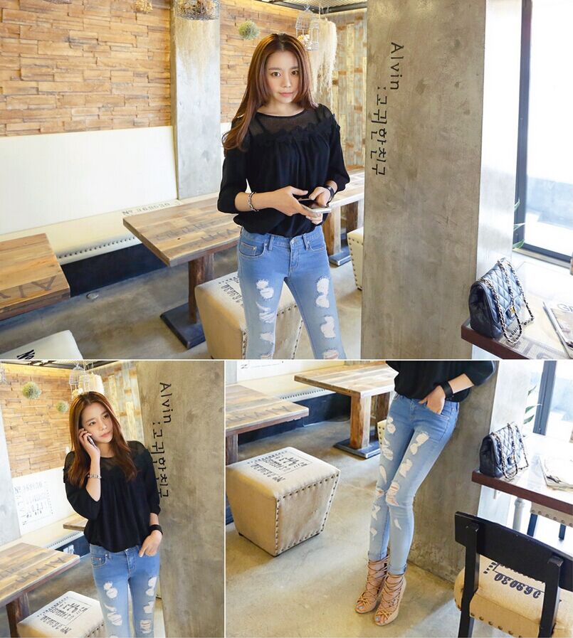 BM71302 Lace Detail Top As Picture