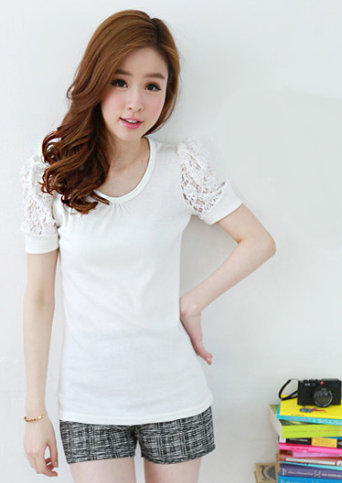 BM71332 Lace Sleeve Top White