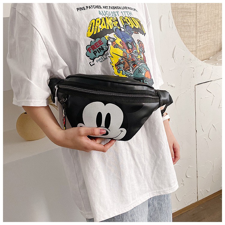 KW80833 Mickey Chest Bag Black