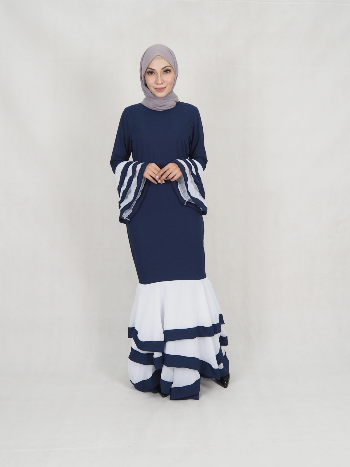 SW5400 (BREASTFEEDING)  Layer Jubah Navy Blue