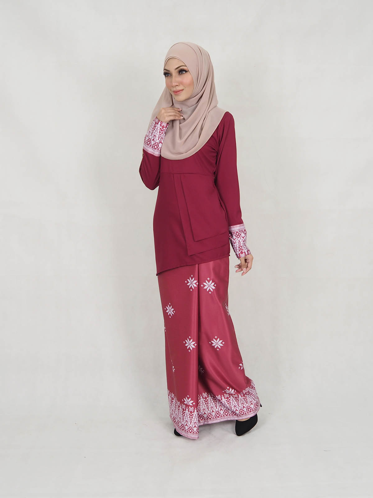 SW5402 (BREASTFEEDING) Songket Printed Baju Kurung Maroon