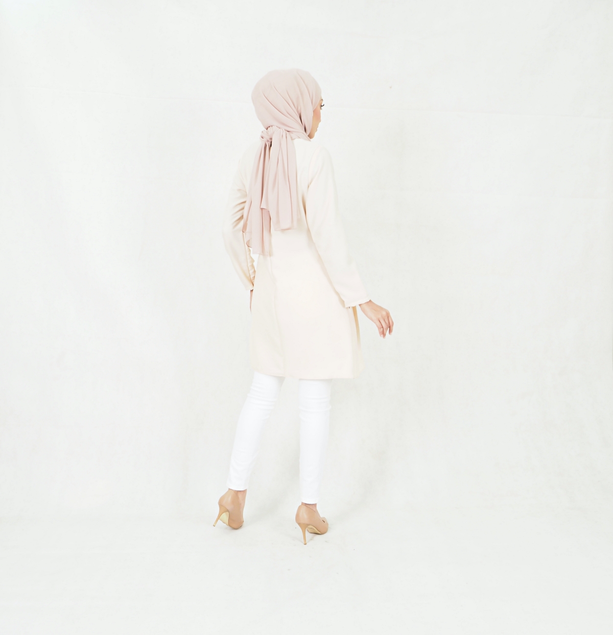 SW5421  (PLUS SIZE) Long Sleeves Blouse Cream