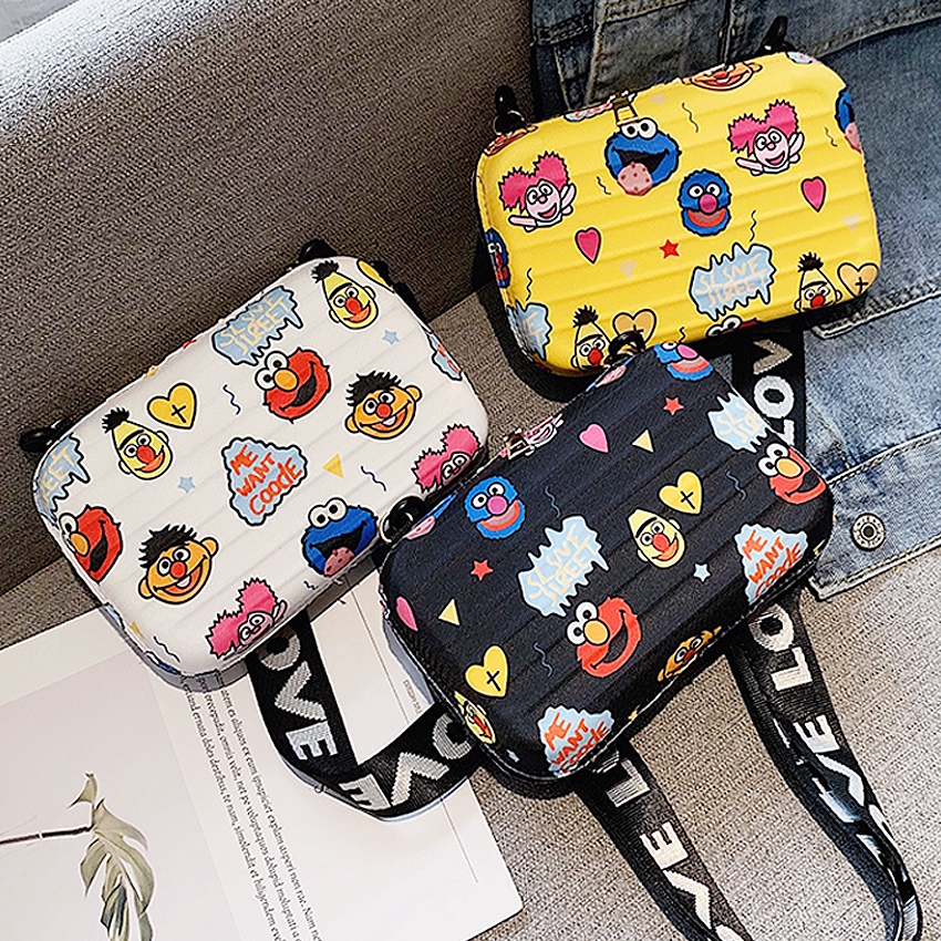 KW80855 Women's Cute Sling Bag White