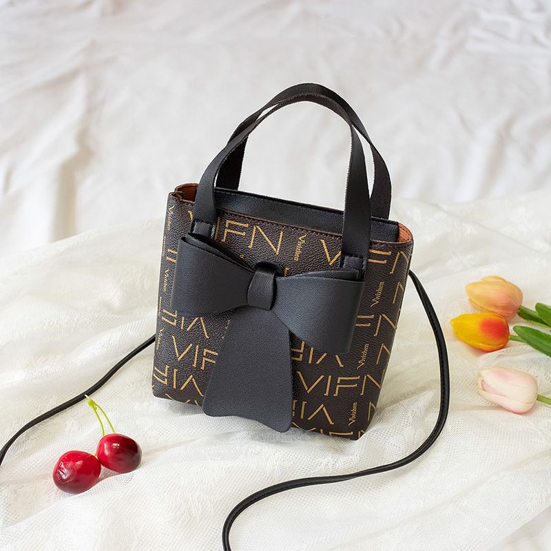 KW80882 Ribbon Casual Sling Bag Black