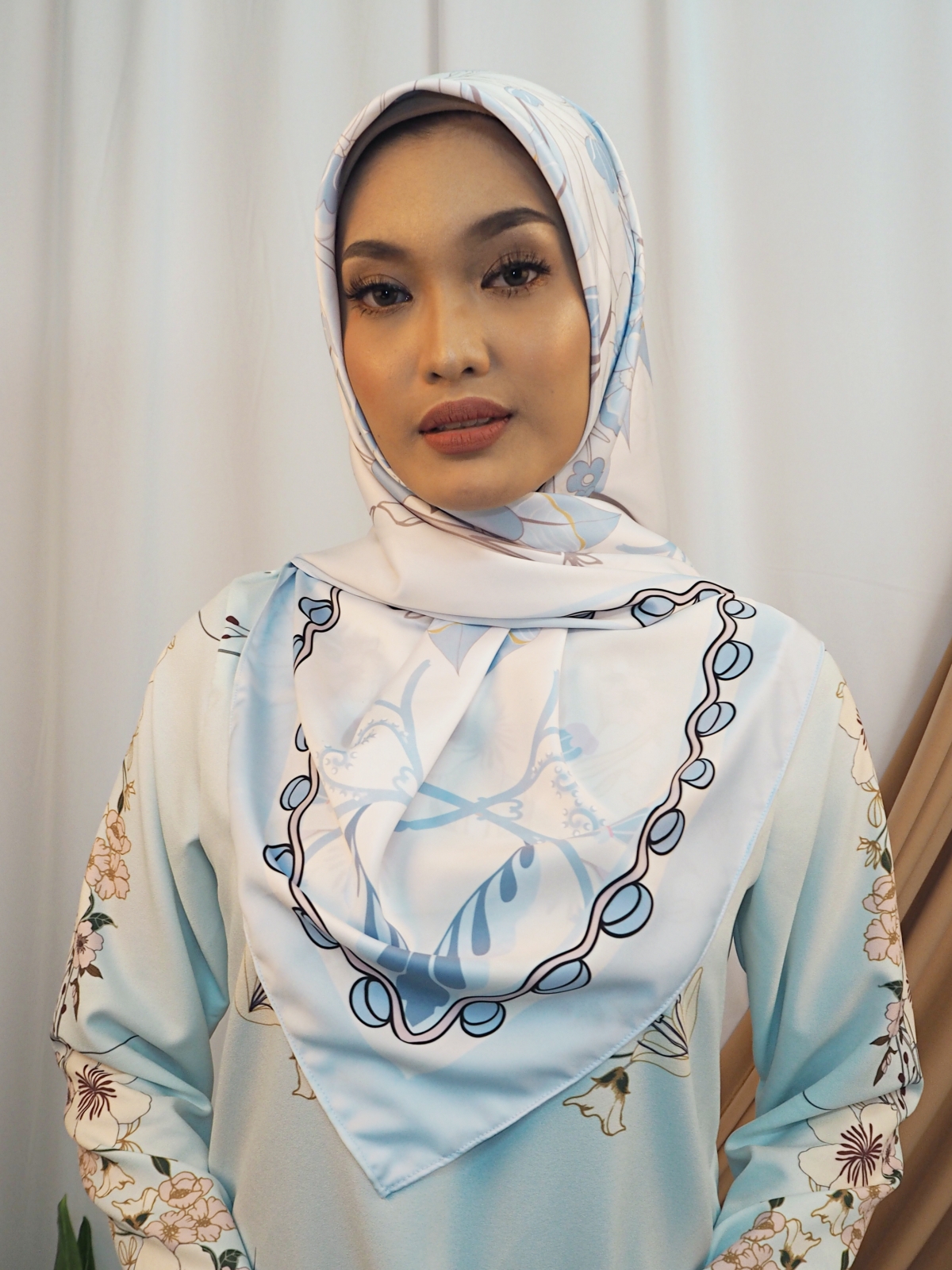 SW5434 (IRONLESS) Printed Heavy Chiffon Scarf  Baby Blue