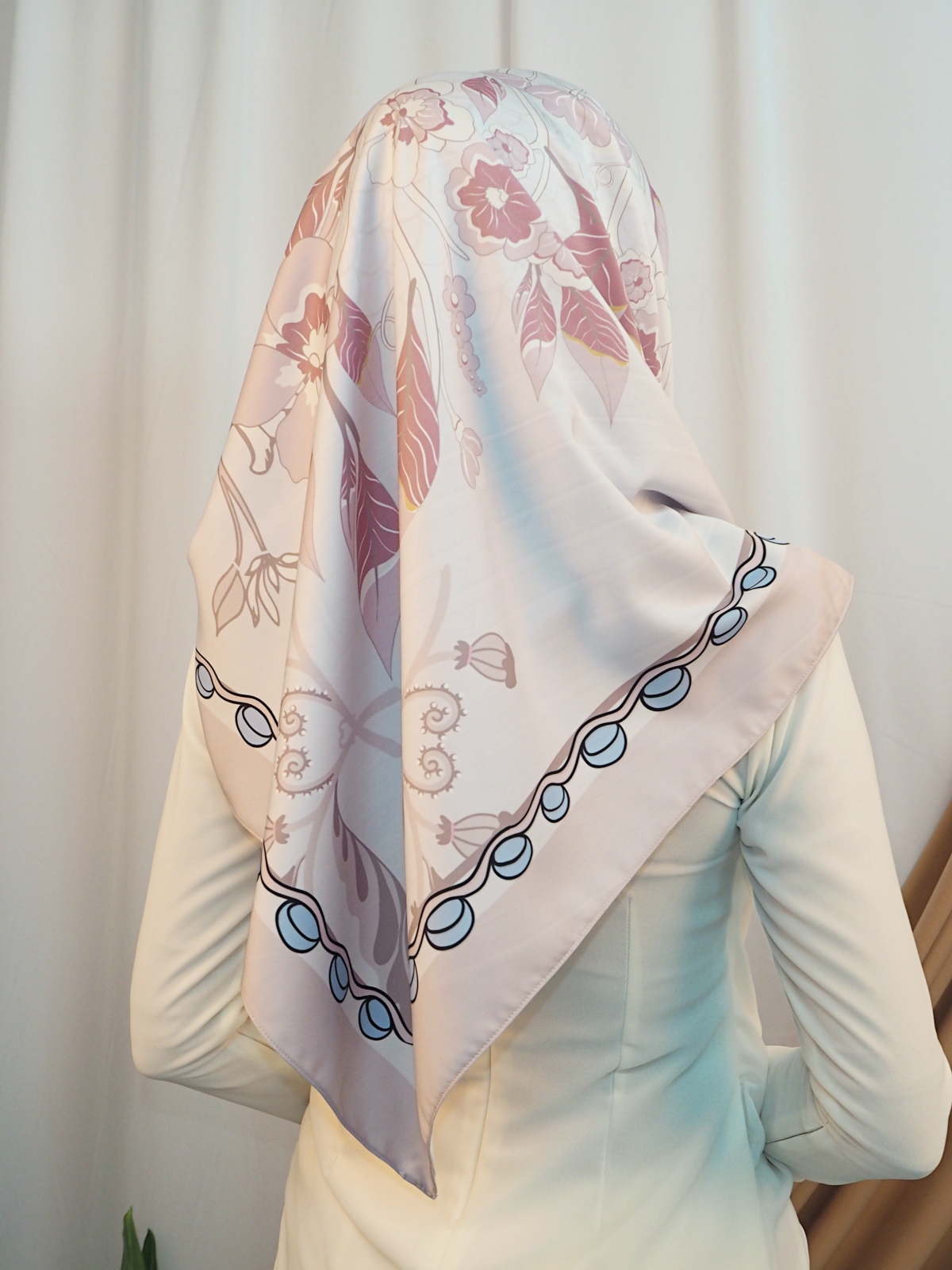 SW5434 (IRONLESS) Printed Heavy Chiffon Scarf   Pink
