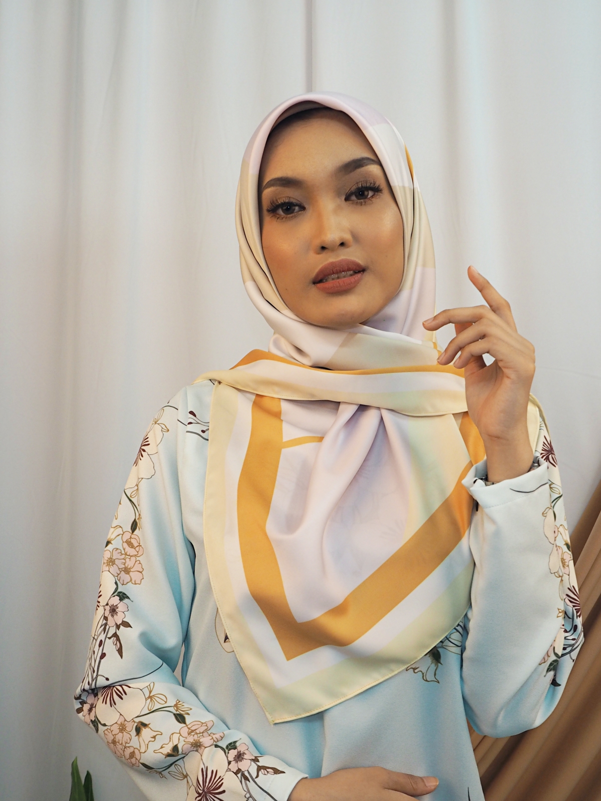 SW5435 Printed (IRONLESS) Chiffon Scarf Yellow