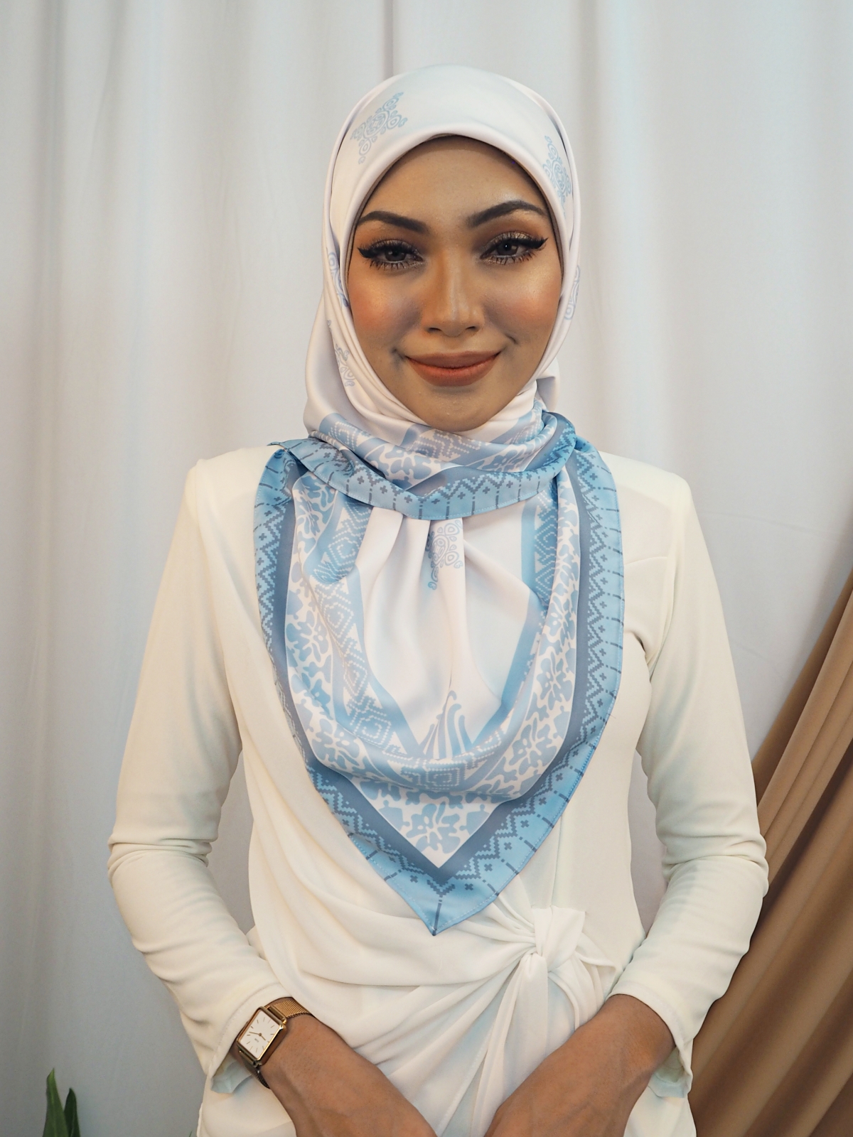 SW5436 Floral Printed (IRONLESS) Scarf Blue