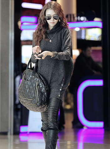BM71354 High Neck Top As Picture