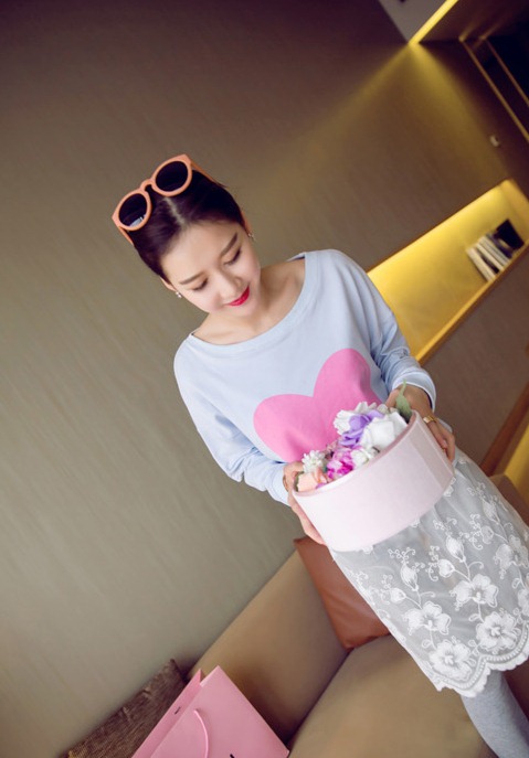 BM71431 Love Print Top Blue