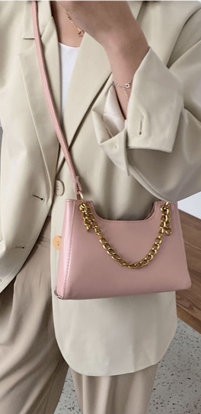 KW80905 Chain Sling Handbag Pink