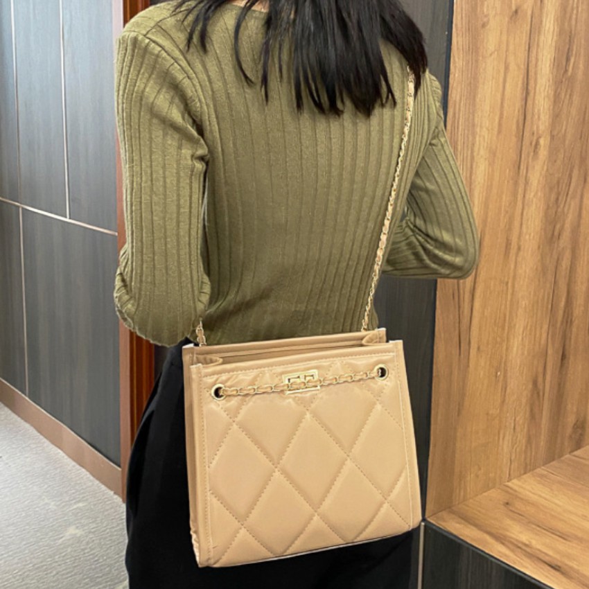 KW80923 Quilted Handbag Khaki