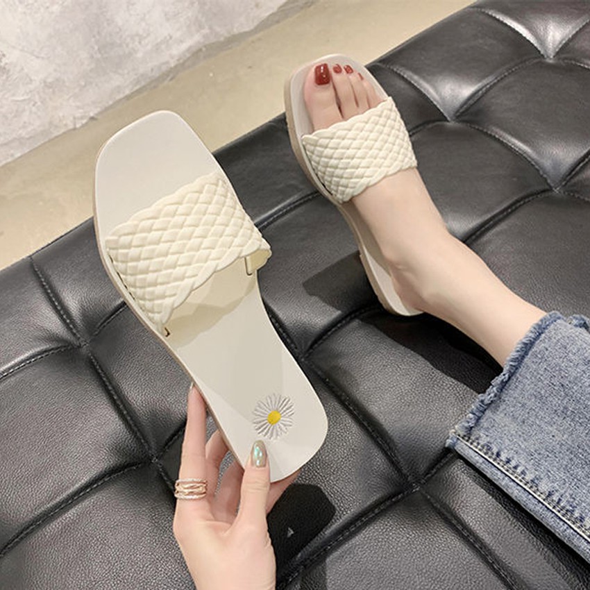 KW80929 Daisy Women's Sandal White