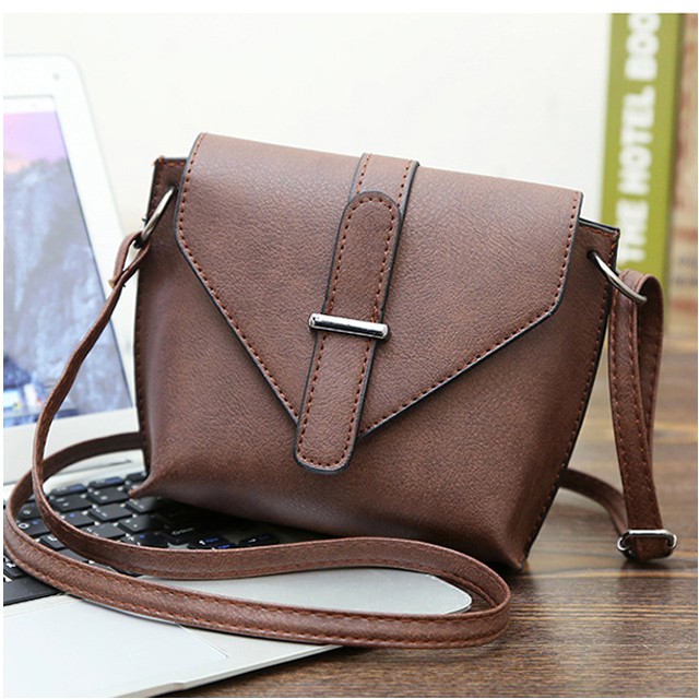 KW80943 Women's Crossbody Bag Brown