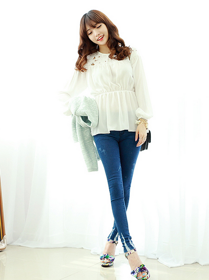 BM71447 Lace Panel Top White