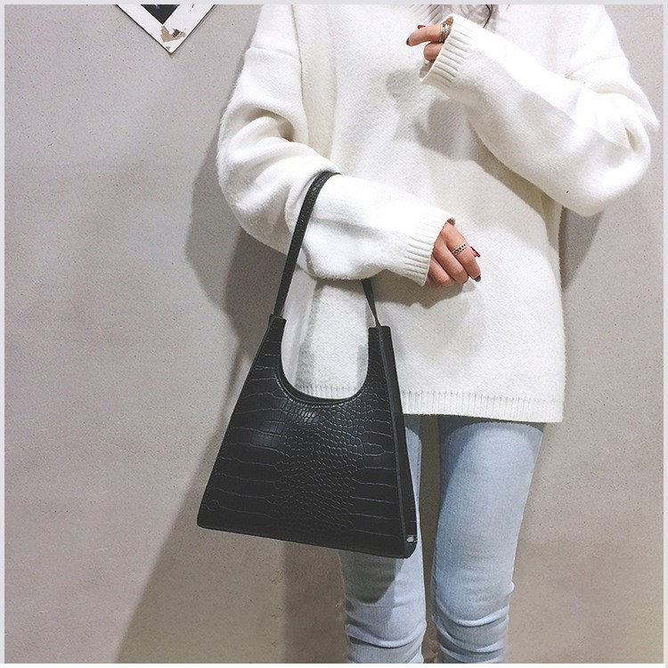 KW80957 Women's Handbag Black