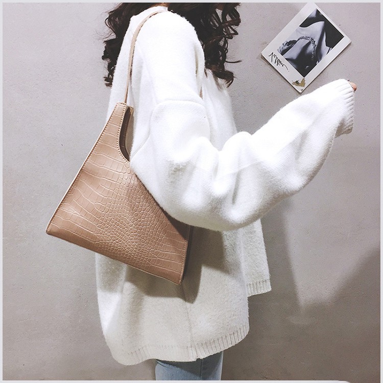 KW80957 Women's Handbag Khaki