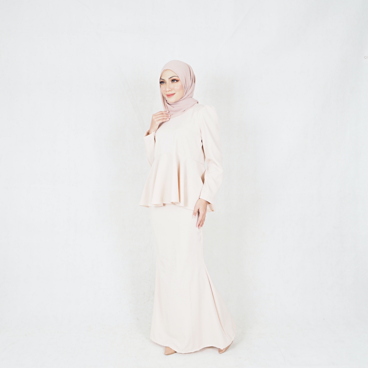 SW6445 Women Fashion Peplum Baju Kurung Navy Cream