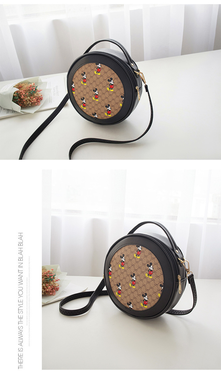 QA-860 - MK Round Sling Bag Black